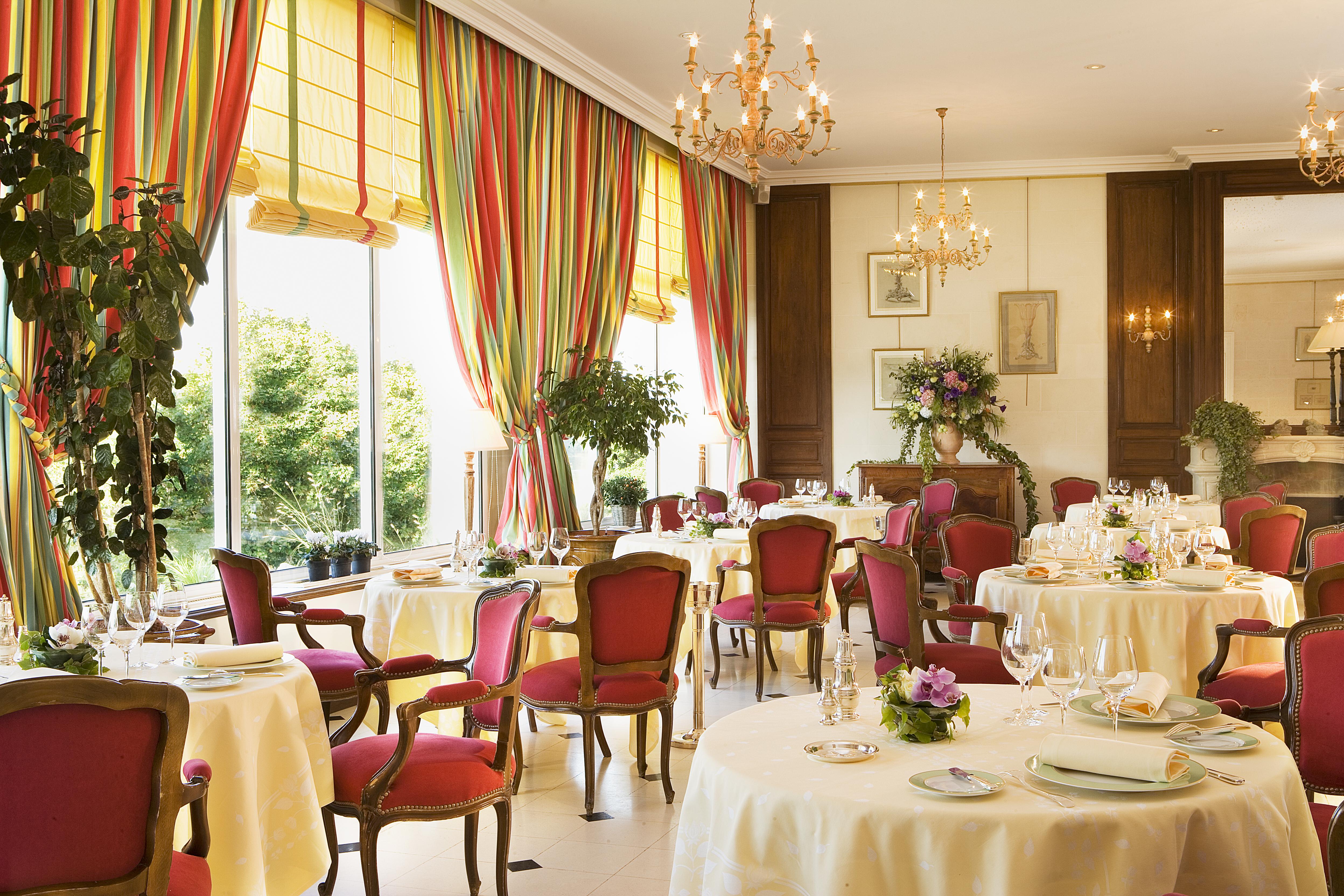 Hotel Le Choiseul Amboise Bagian luar foto